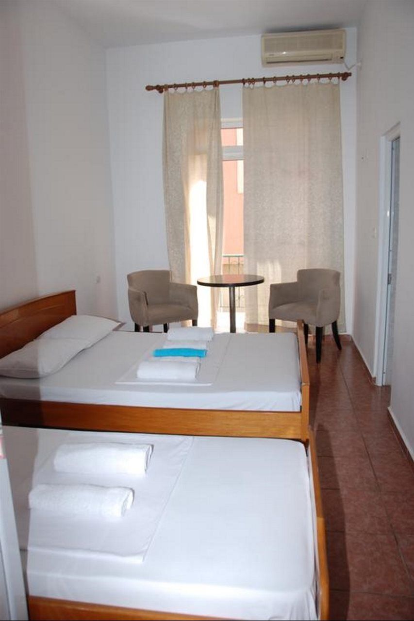Casa Mia Hotel Saranda Extérieur photo